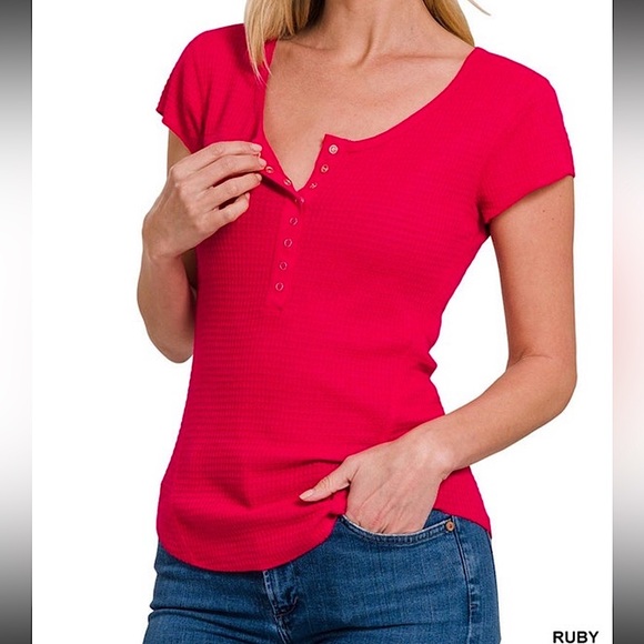 ☃️BOGO50%☃️ 🆕🤍ZENANA: WHITE Baby Waffle Snap Button Cap Sleeve Top LARGE - Picture 8 of 11